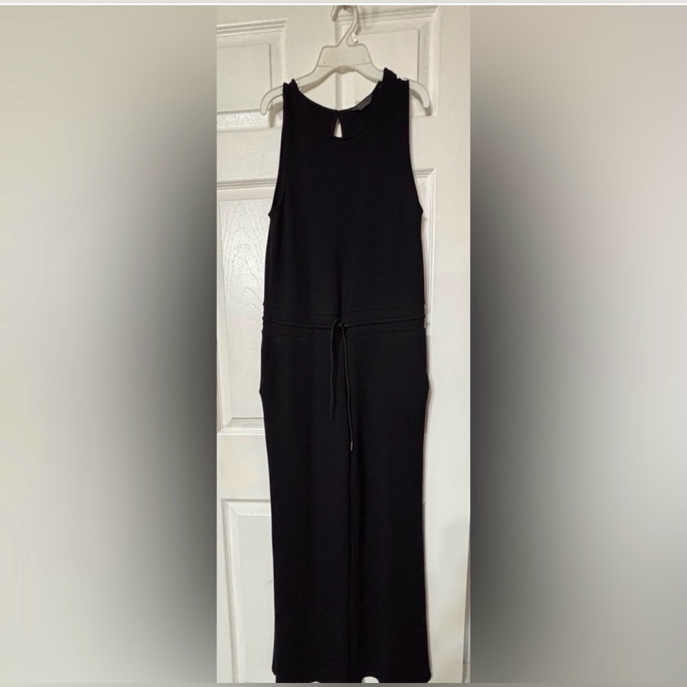 Danskin Women’s M Black Sleeveless Jumpsuit